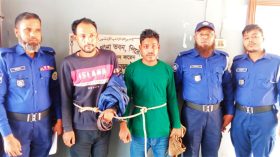 ক্লিনিকের সামনে থেকে ২ ইয়াবাকারবারি গ্রেফতার