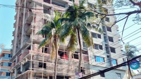 বিসিসি’র সাবেক প্যানেল মেয়র বাদশার ১০ তলা ভবন নিয়ে ২ স্ত্রীর মধ্যে দ্বন্দ্ব, মামলা