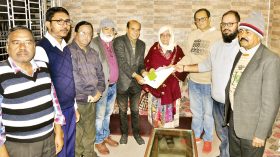 মনোনয়ন সংগ্রহ করলেন কাজী রাসেল