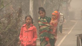 হাড় কাঁপানো শীতে বরিশালের জনজীবন