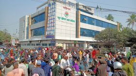 কাজে ফিরেছেন বিসিসি’র পরিচ্ছন্নকর্মীরা