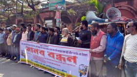 বরিশালের সব রুটে ভাড়ার চার্ট করে দেওয়াসহ ৪ দাবি
