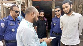 সরকারি নির্দেশ অমান্য করে দোকান নির্মাণ, যুবকের কারাদণ্ড