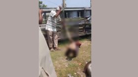 এবার চুরির অভিযোগে দুই যুবককে হাত-পা বেঁধে নির্যাতন