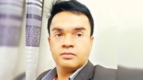 নারীর সঙ্গে ইয়াবা সেবনের ছবি ভাইরাল