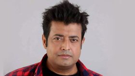 এখনো আপনাদের হারামিপনা কমে নাই