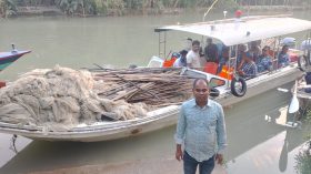 মেঘনার অভয়াশ্রমে অভিযান, বিপুল পরিমাণ জাল ও খুটি জব্দ