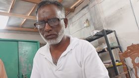 হিজলায় ঘুষের টাকা জায়েজ করতে বিএনপির উপর দায় চাপালেন তহশিলদার