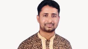 হয় স্বাক্ষর দেন, নইলে থানায় চলেন