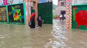 উপকূলজুড়ে অতিভারী বৃষ্টিপাত, জনজীবন বিপর্যস্ত