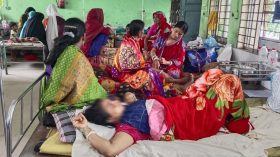 ইজ্জত বাঁচাতে ছাদ থেকে লাফ দেয় প্রবাসীর স্ত্রী