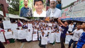 শিক্ষিকা ও শিক্ষার্থীদের মারধর: বিএনপি নেতাকে গ্রেপ্তারের দাবিতে সড়ক অবরোধ