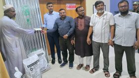 কলাপাড়ায় অগ্নিকান্ডে ক্ষতিগ্রস্তদের টিন ও নগদ অর্থ প্রদান