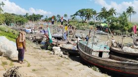 মা ইলিশ রক্ষায় নিষেধাজ্ঞা, দুশ্চিন্তায় ভোলার দুই লক্ষাধিক জেলে