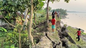 তিন নদীর ভাঙনে বিপর্যস্ত উপকূল