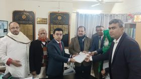 ‎বরিশাল-১ আসনে বিএনপি প্রার্থী এম জহির উদ্দিন স্বপনের মনোনয়নপত্র দাখিল