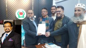 পটুয়াখালীতে এ বি এম রুহুল আমীন হাওলাদারের মনোনয়নপত্র সংগ্রহ