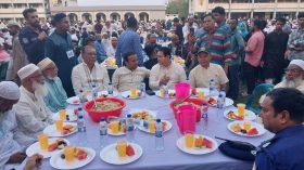 হিজলায় বিএনপির উদ্যোগে ইফতার ও দোয়া মাহফিল অনুষ্ঠিত