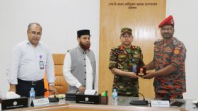 শেবাচিমে অগ্নি নির্বাপনে আহত স্টাফ ও আনসার সদস্যদের সম্মাননা