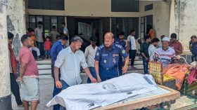 কুয়াকাটায় পথচারীকে বাঁচাতে গিয়ে মোটরসাইকেল দুর্ঘটনা, নিহত-১