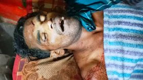 বাকেরগঞ্জে ভ্যান চালককে কুপিয়ে হত্যা