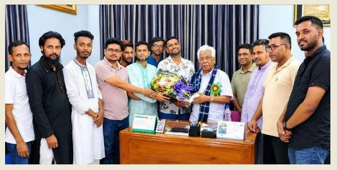 এমপি সান্টুর সাথে উজিরপুর রিপোর্টার্স ইউনিটির সৌজন্য সাক্ষাত