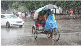 ঘূর্ণিঝড় ফিনজালের প্রভাবে বৃষ্টি, বেড়েছে শীত