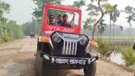 প্রাতিষ্ঠানিক শিক্ষা ছাড়াই গাড়ি বানিয়ে তাক লাগিয়ে দিলেন যুবক