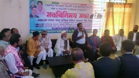 ‘কারো লুটপাটের দায়ভার আমি নেব না’