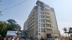 ২টা বাজলেই ডায়াগনস্টিক সেন্টারে ছুটতে হয় রোগীদের