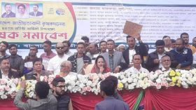 খাদ্যে স্বয়ংসম্পূর্ণ করতে কৃষক দলের সৃষ্টি