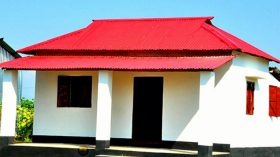 ভূমিহীন সনদে আশ্রয়নের ঘর ও ৫০ শতাংশ খাস জমির মালিক শ্রমিকলীগ নেতা