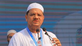 কৌশলী রাজনীতি বাংলাদেশের জনগণ দেখতে চায় না : পীর রেজাউল করীম