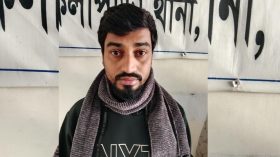 পুলিশ পরিচয়ে চাঁদাবাজি, স্বেচ্ছাসেবক দল নেতা গ্রেফতার