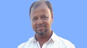 চাঁদা না পেয়ে ব্যবসায়ীর উপর সন্ত্রাসী হামলা