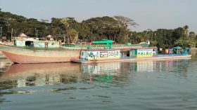 তেতুলিয়া নদীতে থেমে নেই অবৈধভাবে বালু উত্তোলন