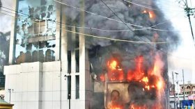 নিস্তব্ধ আ’লীগের কার্যালয়-সেরনিয়াবাত ভবন