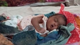নদী তীরের পরিচয়হীন নবজাতকের বাবা-মায়ের সন্ধান মিলেছে