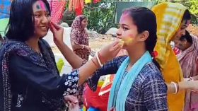 কলাপাড়ায় হলি উৎসব উদযাপিত