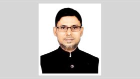 পলাতক থাকার পরও বহাল ইউপি চেয়ারম্যান