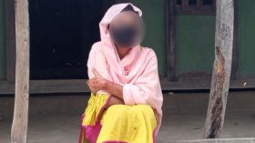 এসএসসি পরীক্ষার হলে না গিয়ে প্রেমিকের বাড়িতে অনশনে কিশোরী