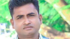 ‘১৭ বছর পর কাজ পাইছি, তুই কাজের সাইটে গেলি ক্যা’