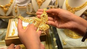 লাগামহীন সোনার দাম