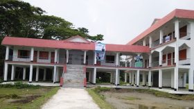 পটুয়াখালীতে জেলের চাল নিয়ে ‘চালবাজি’