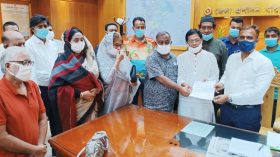 ভাঙ্গা-কুয়াকাটা ছয়লেন মহাসড়কের দাবিতে স্মারকলিপি