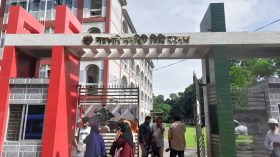 পরীক্ষা হলে মোবাইল ফোন, তিন শিক্ষার্থী বহিষ্কার
