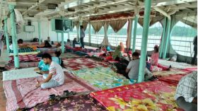 ঝালকাঠি লঞ্চ দুর্ভোগ: অতিরিক্ত ভাড়ায় চরম ভোগান্তি