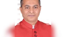 হরিনাথপুরের চেয়ারম্যান পলাতক: পরিষদের সেবা বঞ্চিত সাধারণ মানুষ