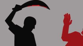 ব্যবসায়ীকে কুপিয়ে ৫ লাখ টাকা ছিনতাই