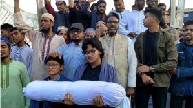 ওসমান হাদি হত্যার প্রতিবাদে পিরোজপুরে কফিন মিছিল